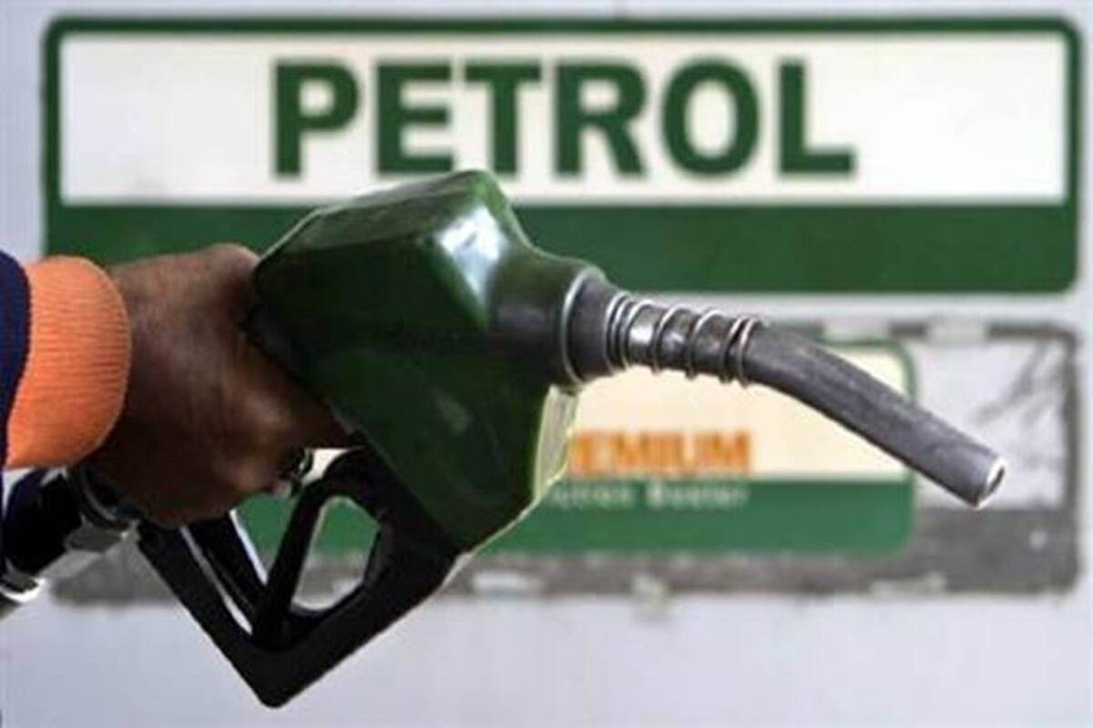 दुपहिया वाहनों को 25 रुपए सस्ता मिलेगा पेट्रोल, झारखंड में 26 जनवरी से लागू होंगी नई दरें